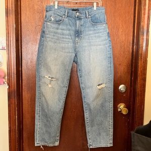 Ripped Loose Fit Uniqlo Mom Jeans